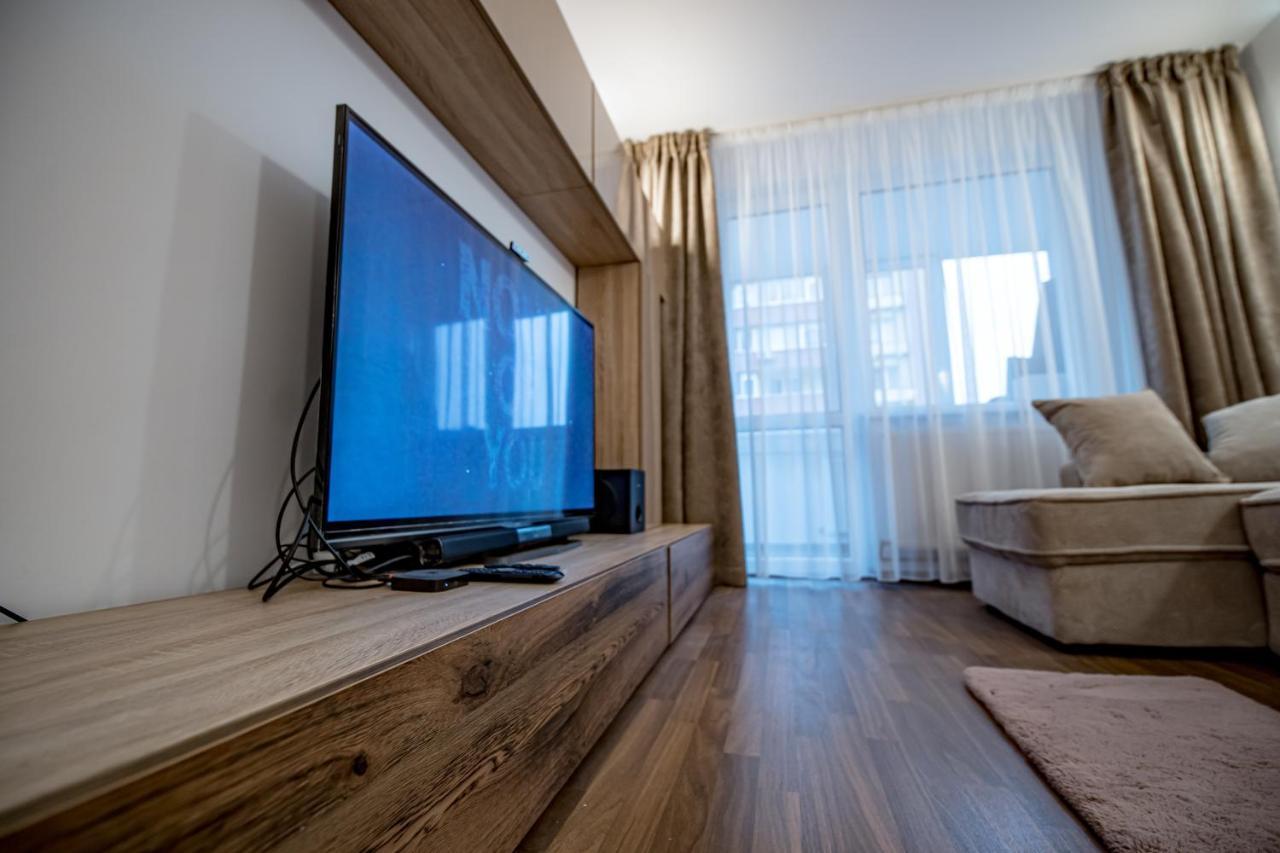 Apartament 3 Camere Royal Brasov Ngoại thất bức ảnh