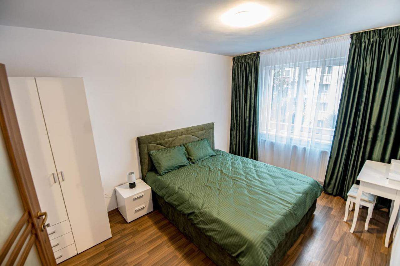 Apartament 3 Camere Royal Brasov Ngoại thất bức ảnh