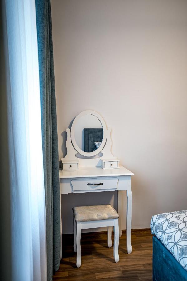 Apartament 3 Camere Royal Brasov Ngoại thất bức ảnh