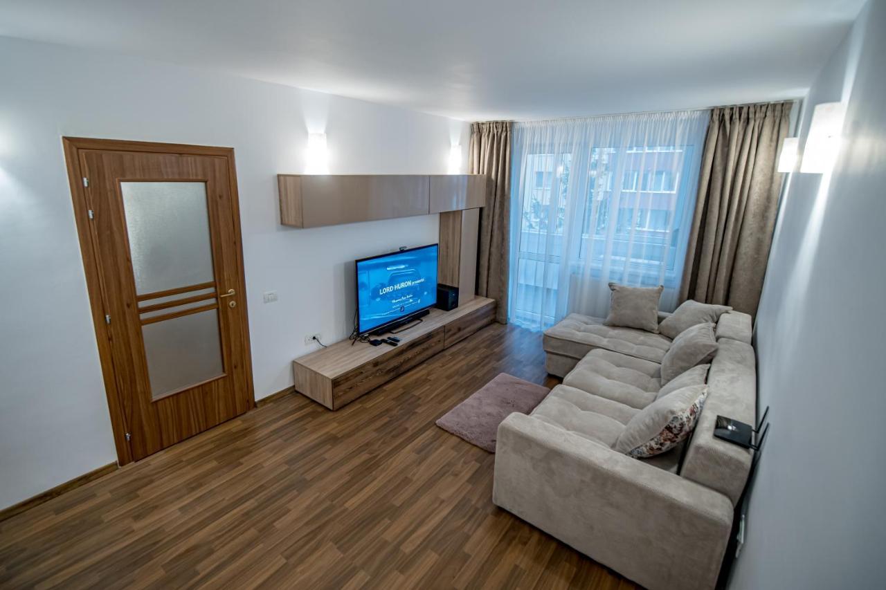 Apartament 3 Camere Royal Brasov Ngoại thất bức ảnh